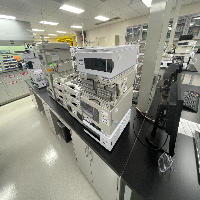 Agilent 1100 Series HPLC System with DAD image 1